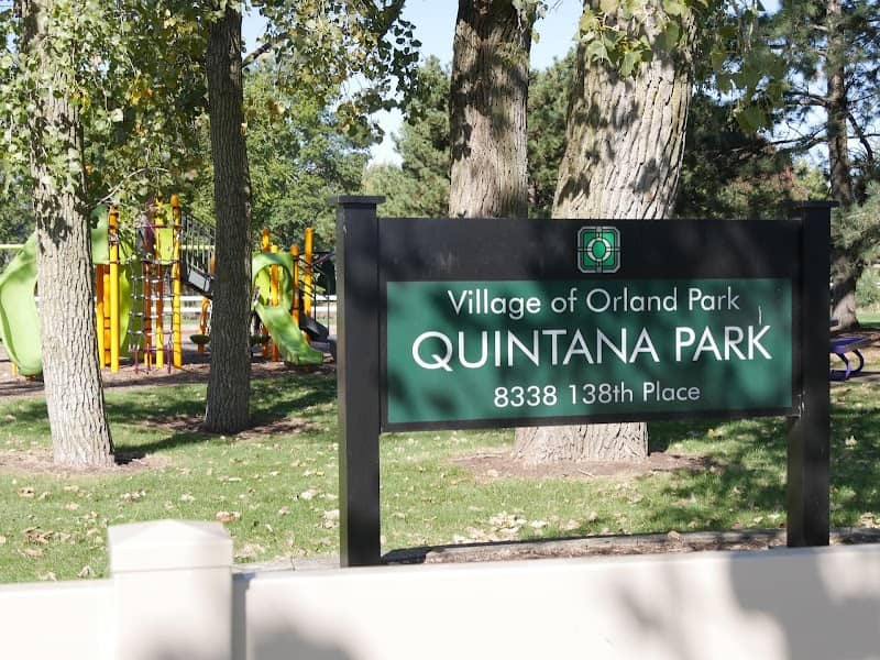 Quintana Park - Image 1