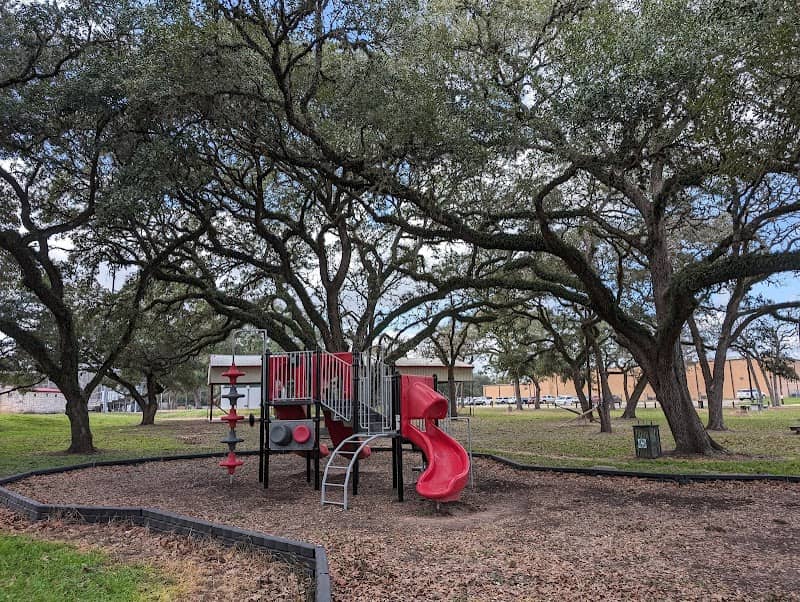 Cardinal Park - Image 2