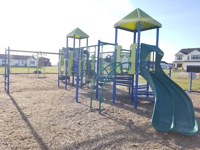 Eaglewood Park West - Image 1