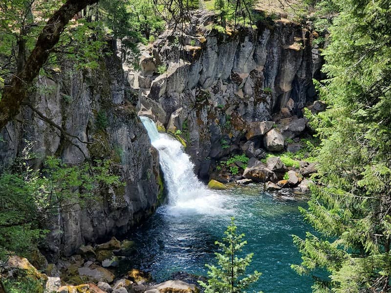 McCloud Falls - Upper Fall - Image 1