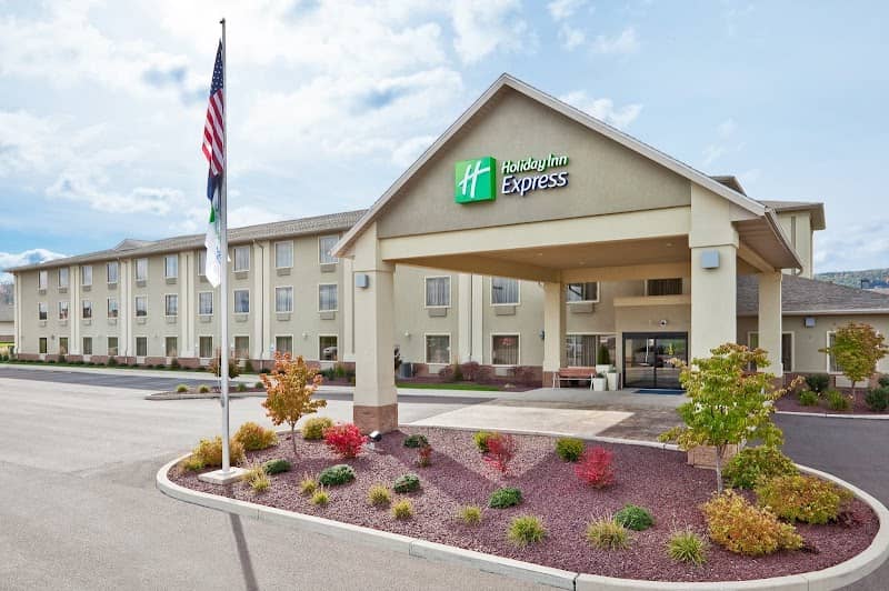 Holiday Inn Express Bloomsburg by IHG - Image 3