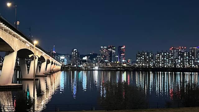 Han River Paradise - Image 1