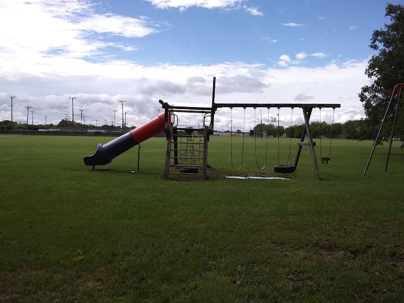 Centennial Park - Image 2