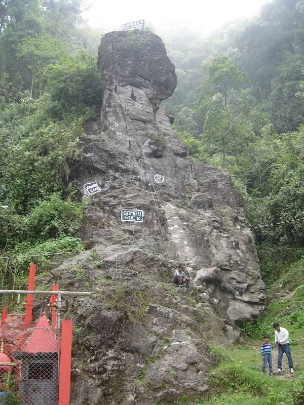Gombu Rock - Image 1
