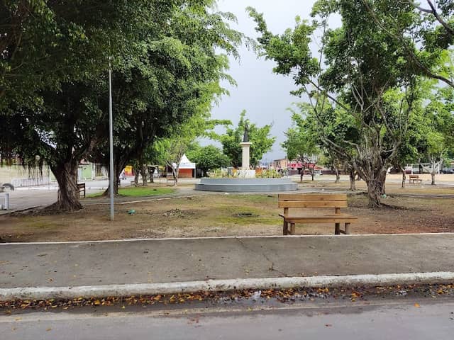 Praça - Nossa Senhora Auxiliadora - Image 1