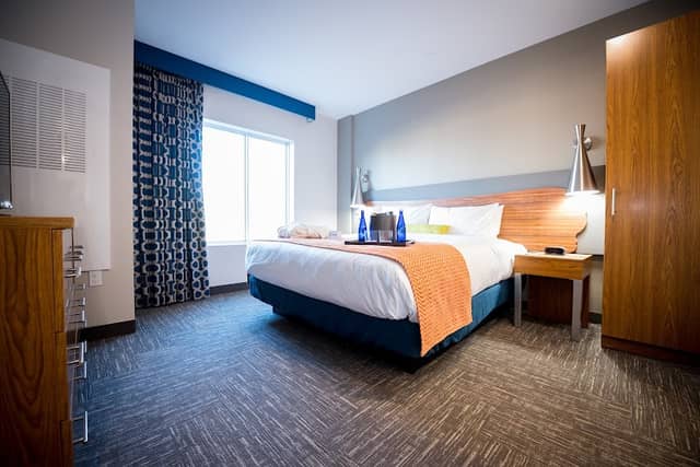 The Kartrite Resort & Indoor Waterpark - Image 2