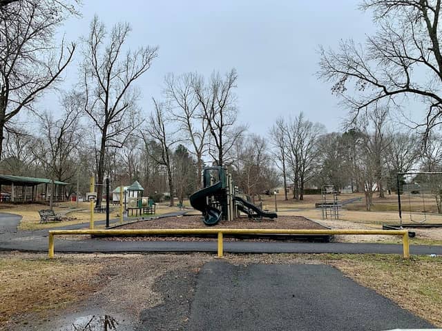 Hampton city park - Image 2