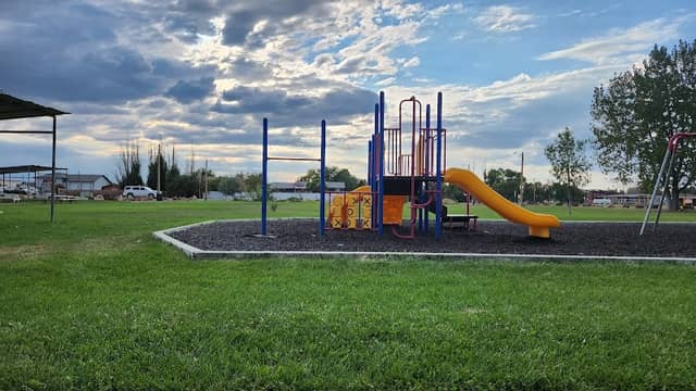 Pine Hills Park - Image 2