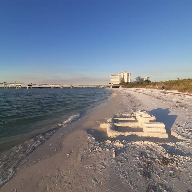 Lover's Key State Park beach - Image 2