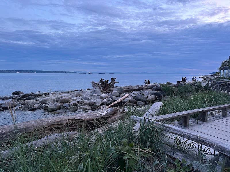 Seawalk Garden - Image 1