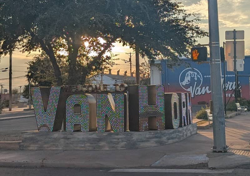 Van Horn Light up Sign - Image 2