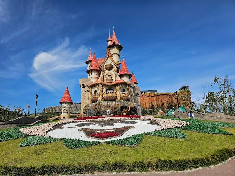 Lotte World Adventure Busan - Image 1