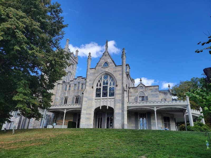 Lyndhurst Mansion - Image 1