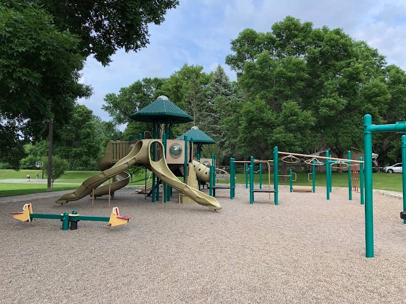 Heights Park - Image 1