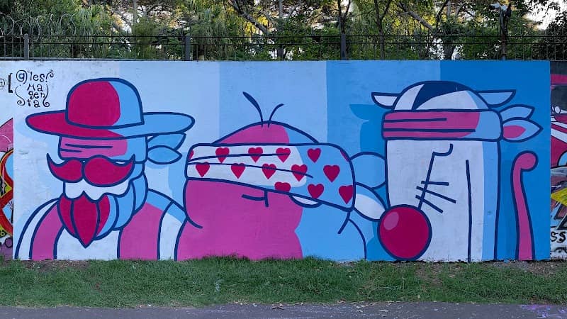 Mural Les Magenta - Image 1