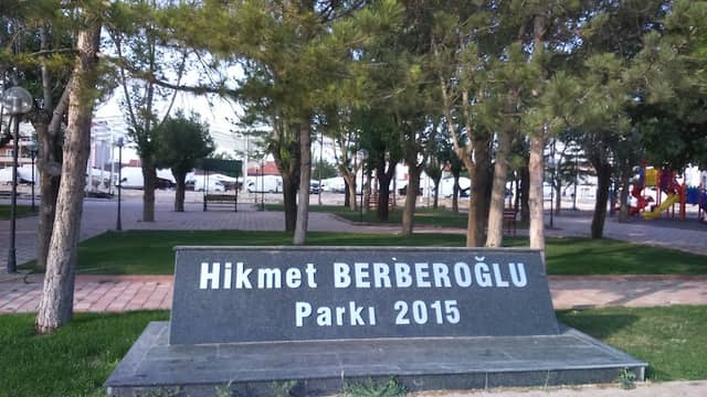 Hikmet Berberoğlu Parkı - Image 1
