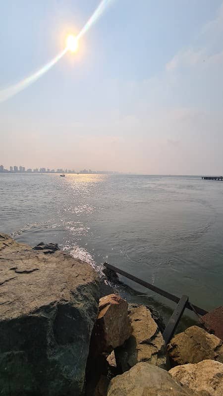 Molhe da Praia Alegre - Image 1
