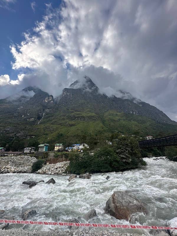 Lachung Viewpoint - Image 3