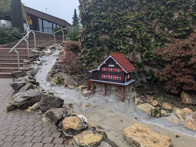 Fontaine du Petit Moulin - Image 1