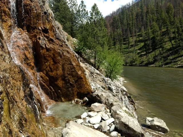 Pine Flats Hot Spring Parking - Image 2