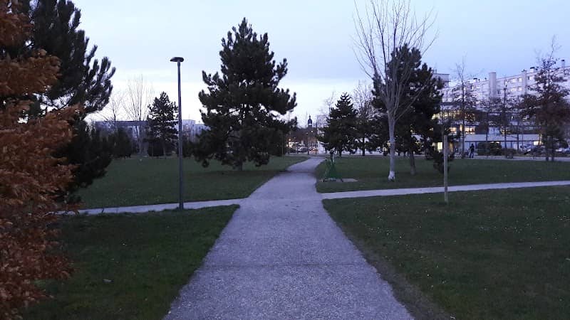 Two Rivers Park - Image 1