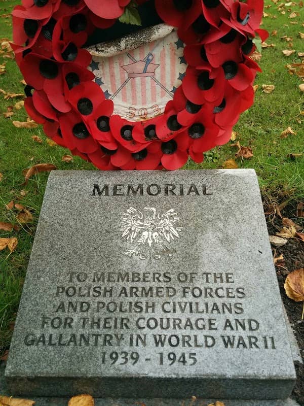 Memorial Polish Armed - Image 2
