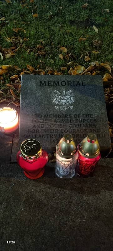 Memorial Polish Armed - Image 1