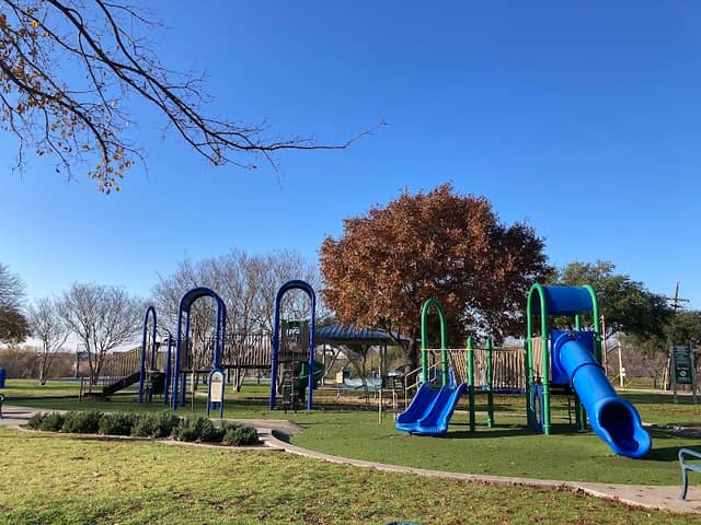 Ward Steenson Park - Image 1