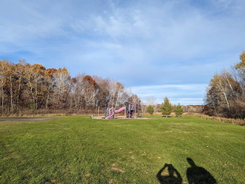 Pinger's Plaza Park - Image 3