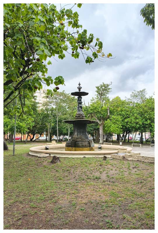 Chafariz dos Anjinhos Alados - Image 1