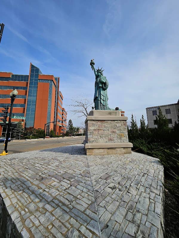 Statue Of Liberty Replica - Image 1
