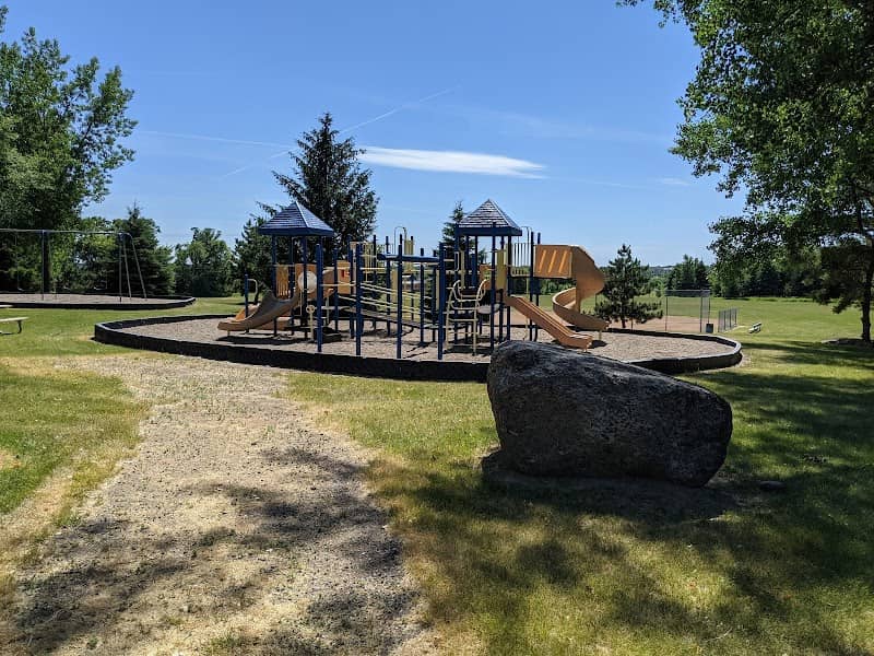 Stonegate Park - Image 1