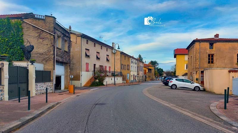 Village Saint-Désirat - Image 2