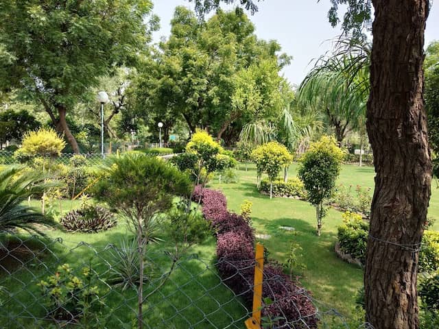 Mahaveer Park - Image 1