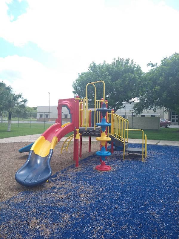 Combes Community Park - Image 2