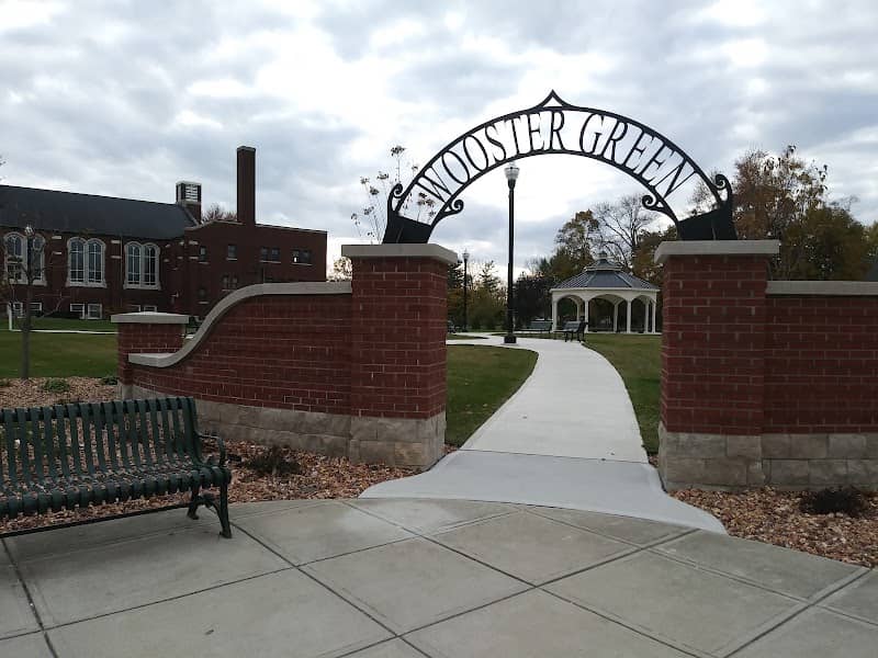 BG Green Space-Gazebo - Image 3