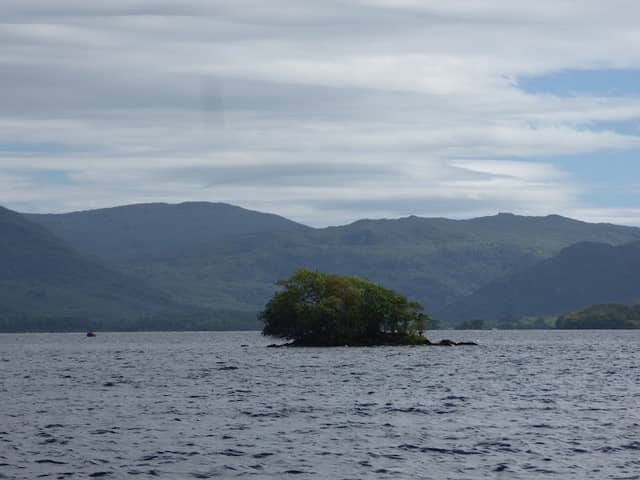 Lily of Killarney Watercoach - Image 1