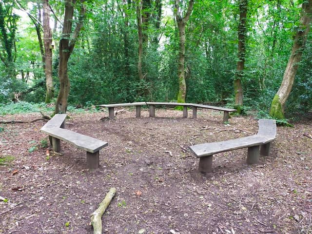 Budshead Wood Seated Circle - Image 1