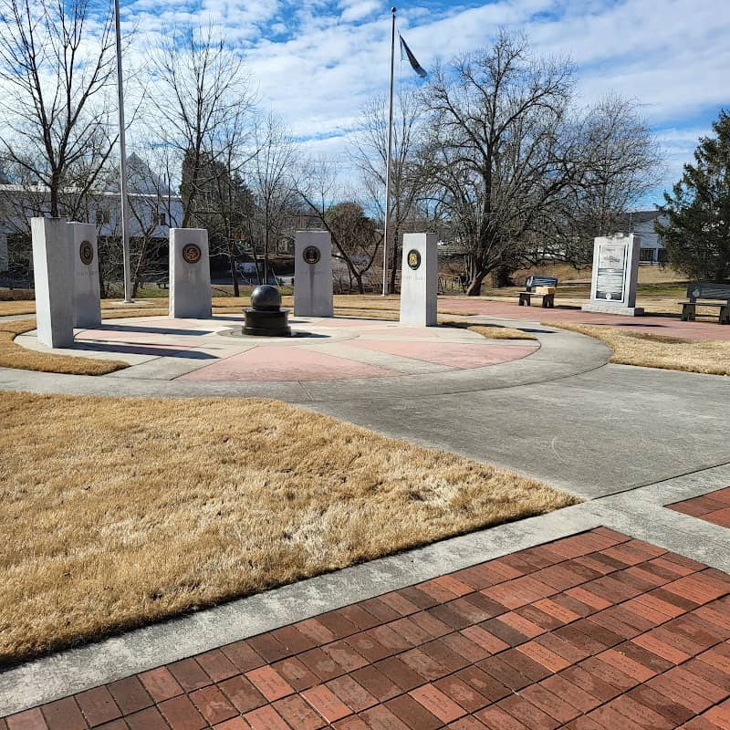 Veteran's Park - Image 1