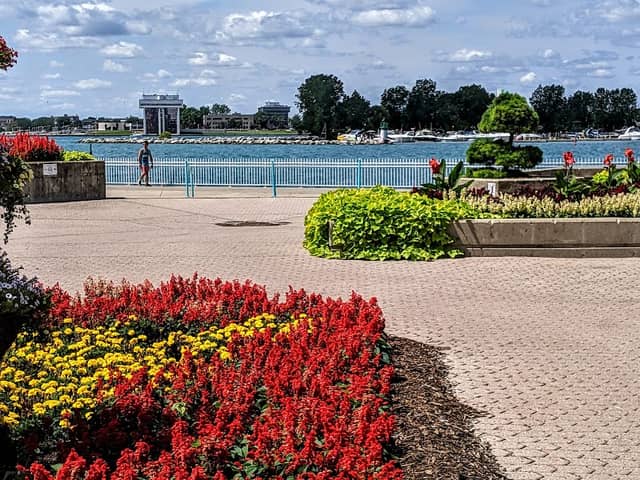 Centennial Park - Image 1