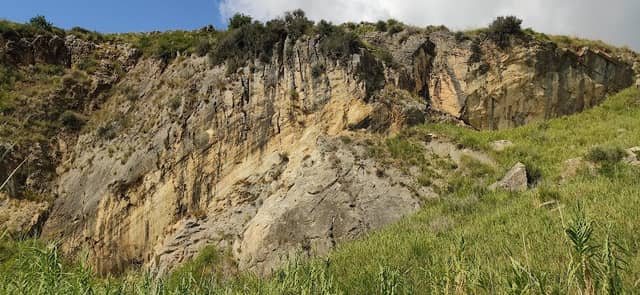 Formia Fault; Geology - Image 2