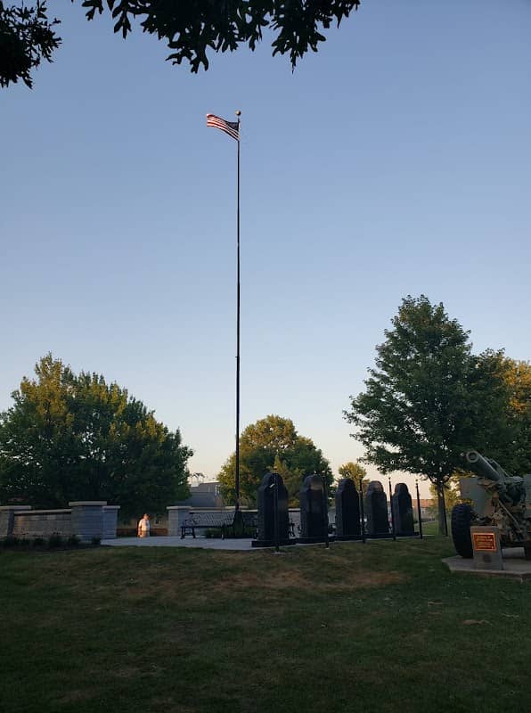 Hampshire Veterans Memorial - Image 2