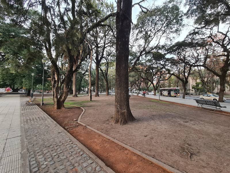 Plaza Urquiza - Image 2