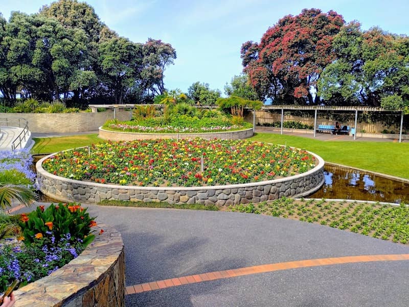 Sunken Gardens - Image 2