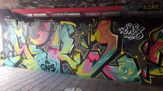 Step In The Arena - Graffiti Walls - Image 1