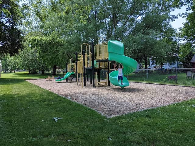 Homedale Park - Image 1