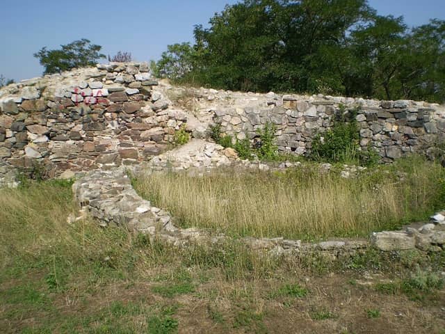 Српска тврђава Хисар (Римски Хамеум) - Image 1