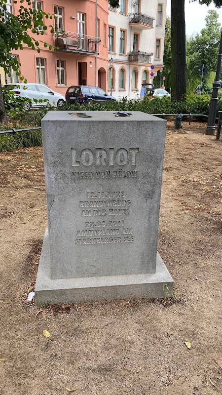 Loriotdenkmal - Image 1