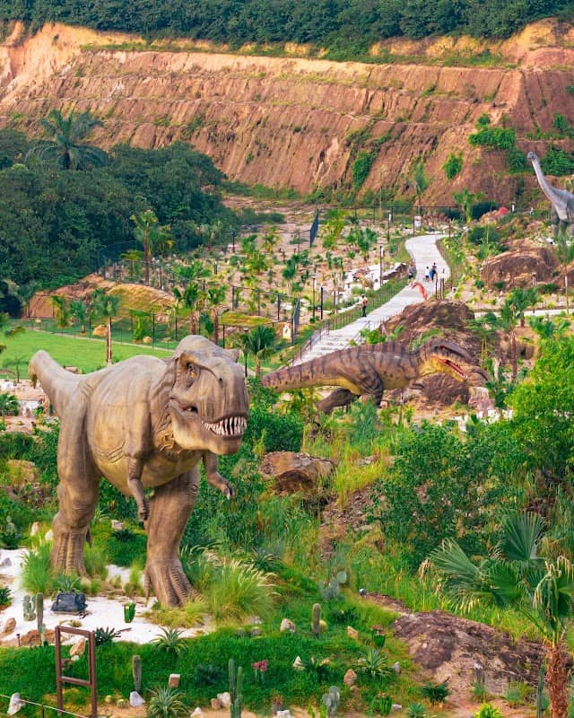 Dino Desert - Image 1