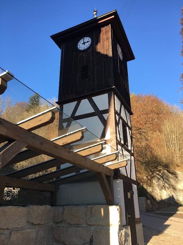 Schlauchturm mit Turmuhr - Image 1
